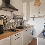 La Baronnie Cosy Tres Bien Equipe Avec Terrasse, 4 Pers, Tres Proche Et Tous Commerces, Climatisation Et Parking Prive Le Grau-du-Roi