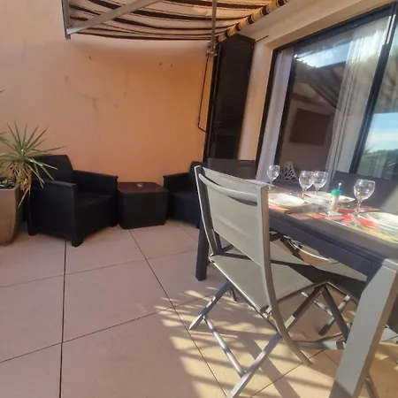 La Baronnie Cosy Très Bien équipé, 4 Pers, Proche Plage, Terrasse, Climatisation Et Parking Privé Appartement